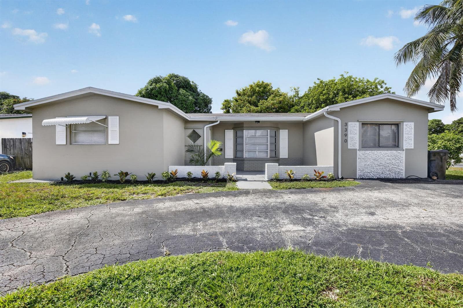 3390 NW 42nd Street, Lauderdale Lakes FL 33309 - Lauderdale Lakes, FL - Photo 1