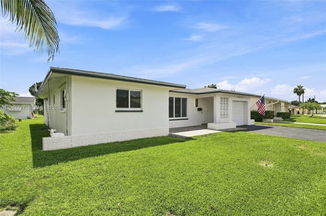 4716 NW 48th Ave, Tamarac FL 33319 - Tamarac, FL - Photo 2