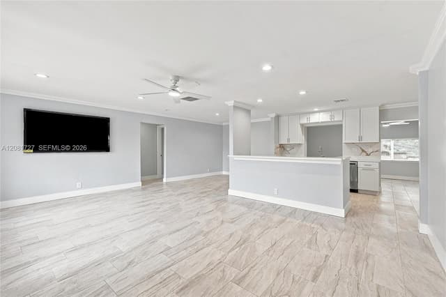 4716 NW 48th Ave, Tamarac FL 33319 - Tamarac, FL - Photo 6