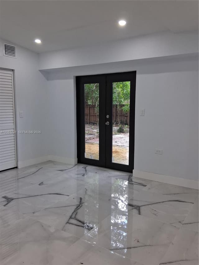 1535 NE 139 St, North Miami FL 33161 - North Miami, FL - Photo 5