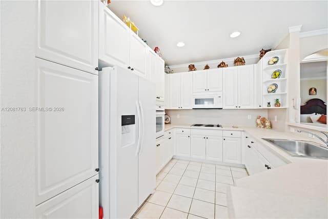 1634 Passion Vine Cir # 2, Weston FL 33326 - Weston, FL - Photo 6