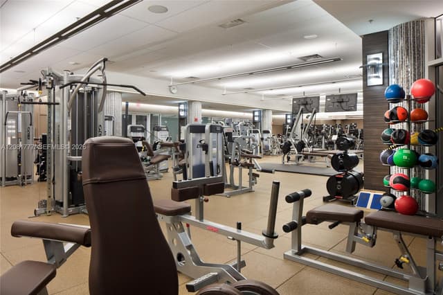 21200 NE Point Pl # 1404, Aventura FL 33180 - Aventura, FL - Photo 5