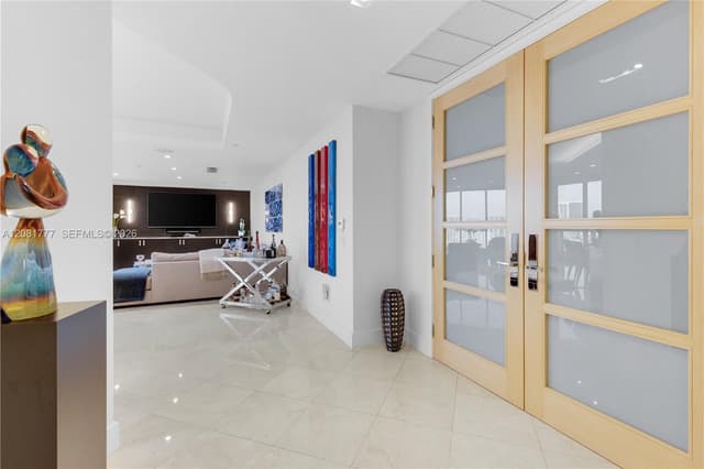 21200 NE Point Pl # 1404, Aventura FL 33180 - Aventura, FL - Photo 4