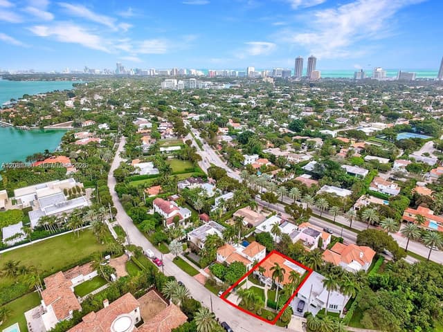 4323 N Bay Rd, Miami Beach FL 33140 - Miami Beach, FL - Photo 2