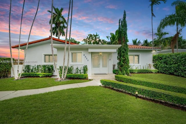 4323 N Bay Rd, Miami Beach FL 33140 - Miami Beach, FL - Photo 3