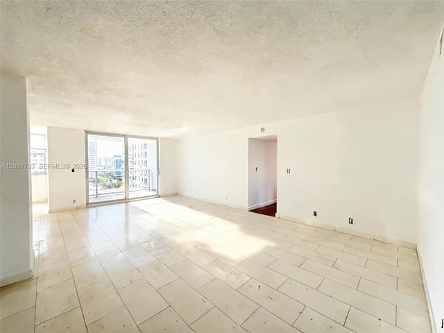 1904 S Ocean Dr # 1206, Hallandale Beach FL 33009 - Hallandale Beach, FL - Photo 4