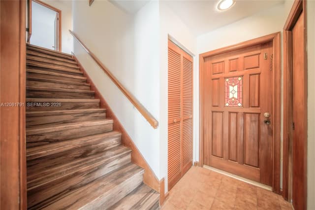 576 Marshall Rd, West Palm Beach FL 33413 - West Palm Beach, FL - Photo 2