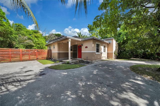 6401 SW 63rd Ct, South Miami FL 33143 - South Miami, FL - Photo 2