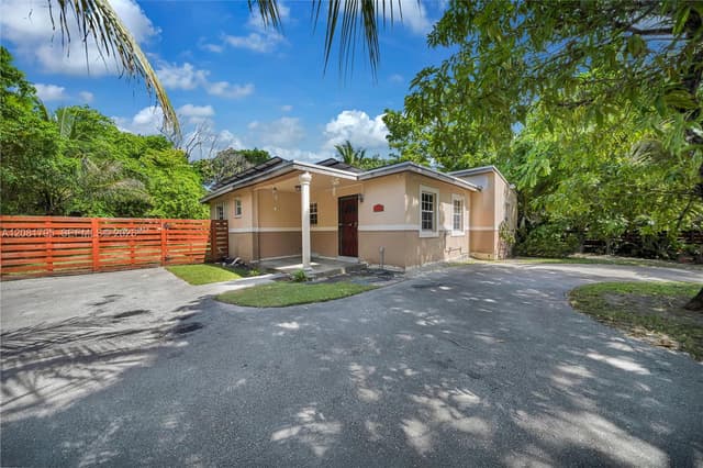 6401 SW 63rd Ct, South Miami FL 33143 - South Miami, FL - Photo 3
