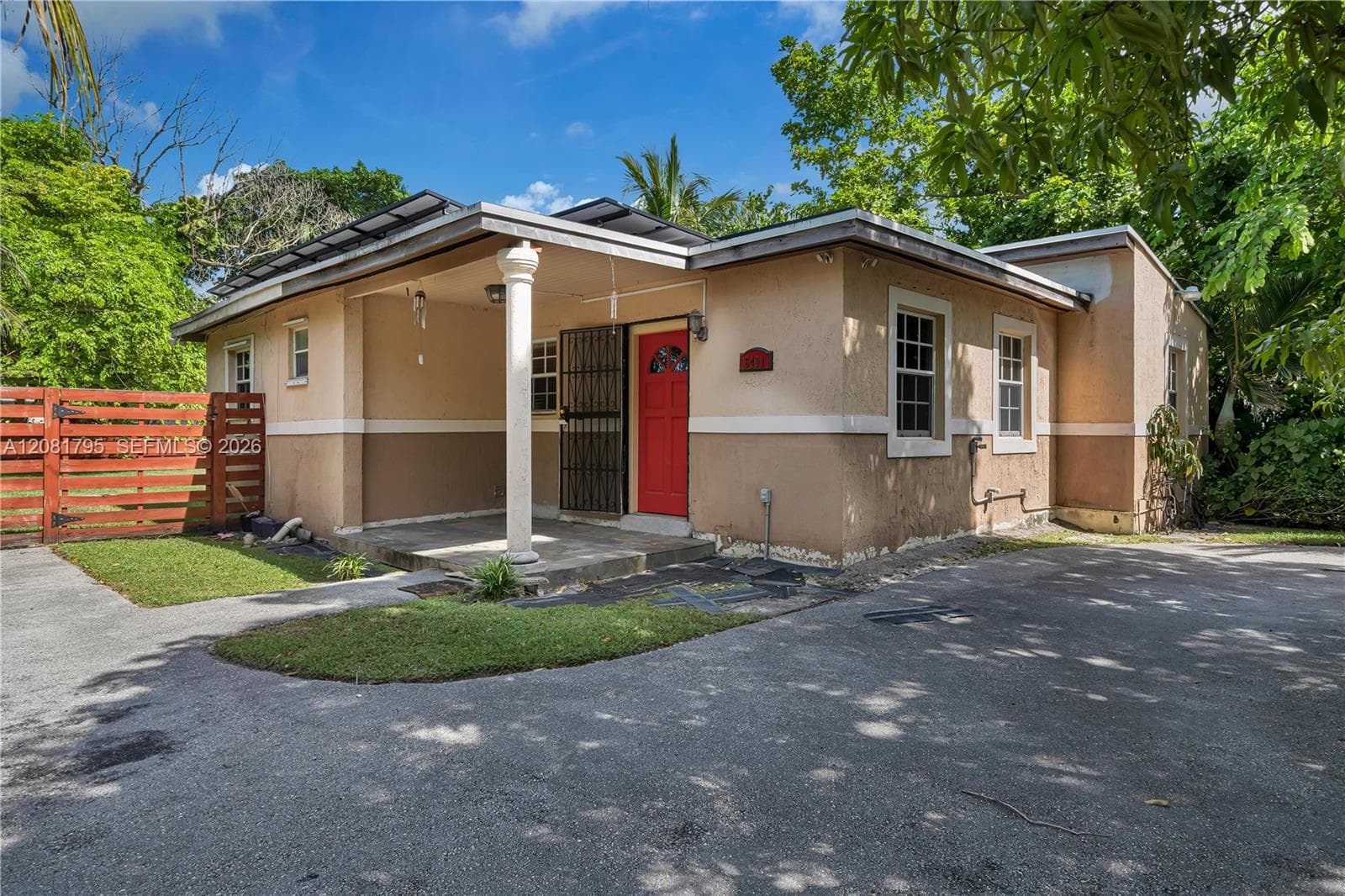 6401 SW 63rd Ct, South Miami FL 33143 - South Miami, FL - Photo 1
