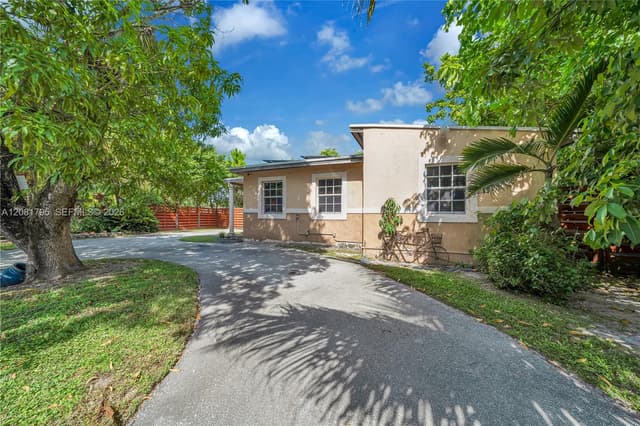 6401 SW 63rd Ct, South Miami FL 33143 - South Miami, FL - Photo 5