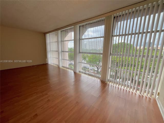 2101 Atlantic Shores Blvd # 507, Hallandale Beach FL 33009 - Hallandale Beach, FL - Photo 3