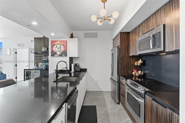 950 Brickell Bay Dr # 3111, Miami FL 33131 - Miami, FL - Photo 7