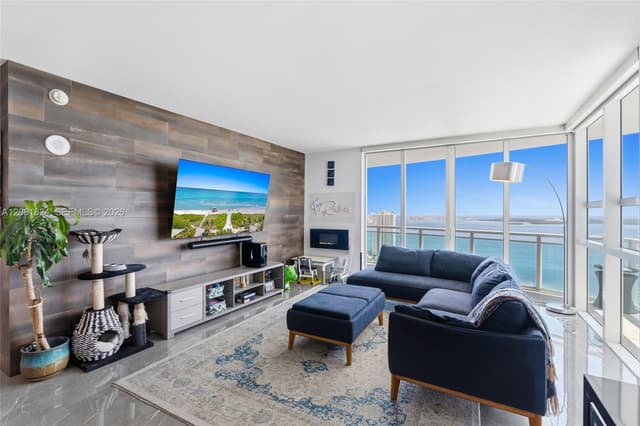 950 Brickell Bay Dr # 3111, Miami FL 33131 - Miami, FL - Photo 5