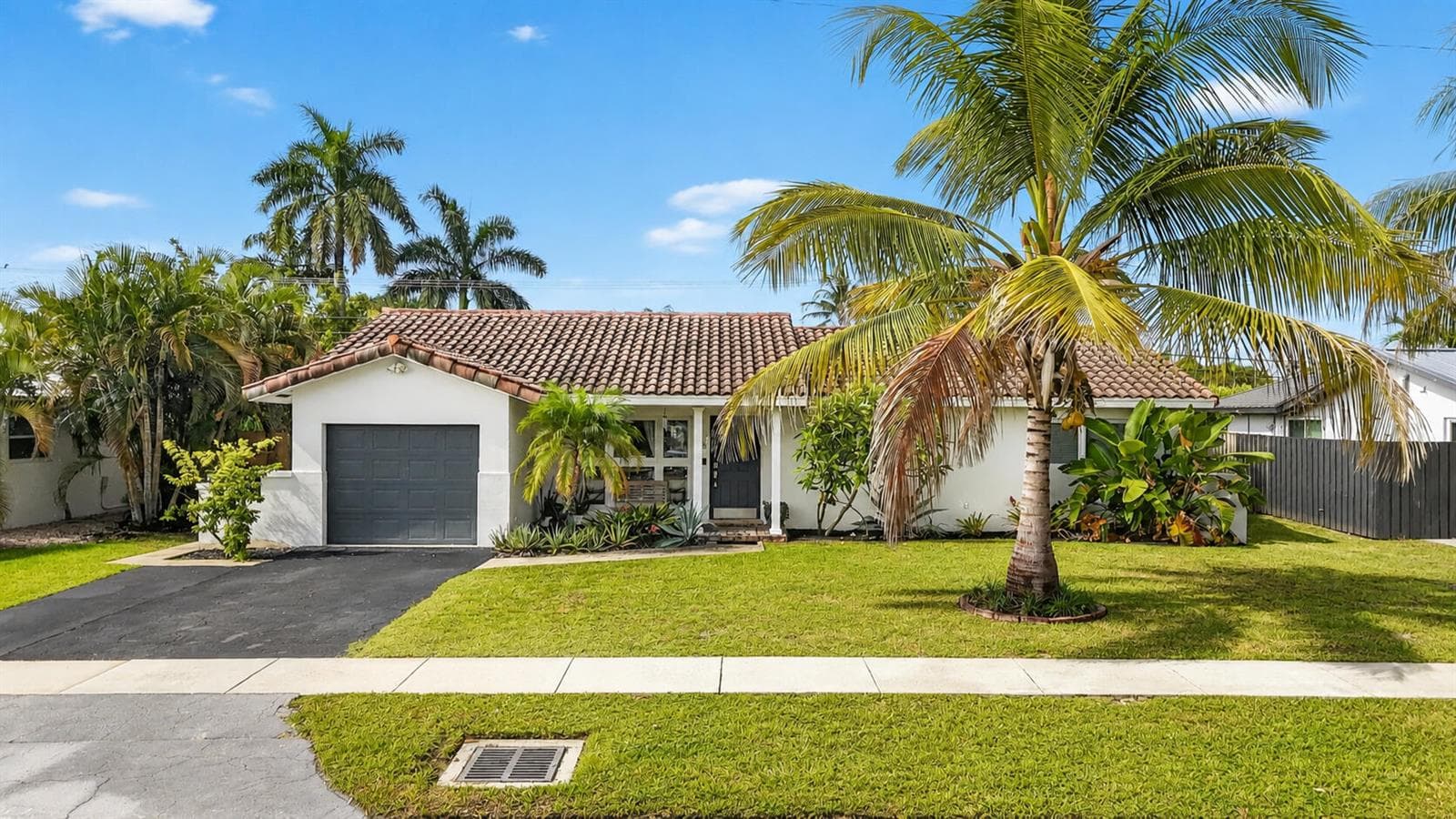 438 SW 9TH Avenue, Boca Raton FL 33486 - Boca Raton, FL - Photo 1