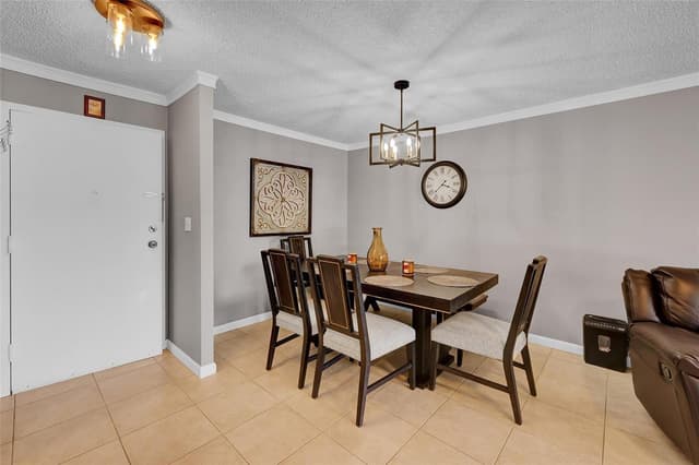 8260 SW 24th Street E # 6112, North Lauderdale FL 33068 - North Lauderdale, FL - Photo 2