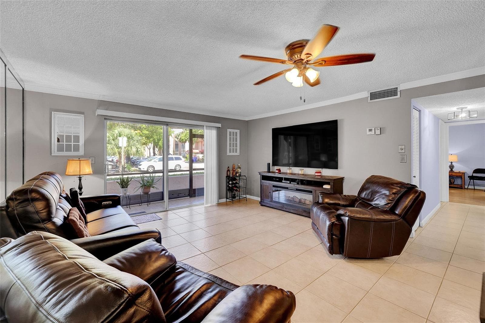 8260 SW 24th Street E # 6112, North Lauderdale FL 33068 - North Lauderdale, FL - Photo 1