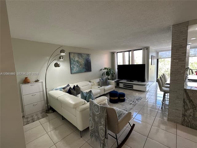 9410 W Flagler St # 410, Miami FL 33174 - Miami, FL - Photo 2