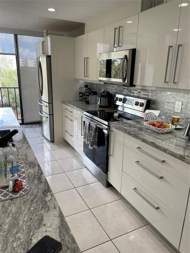 9410 W Flagler St # 410, Miami FL 33174 - Miami, FL - Photo 6