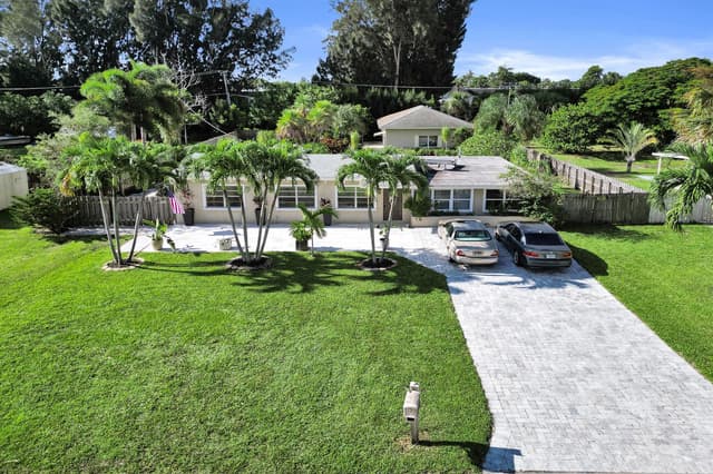 3127 Carol Avenue, Palm Springs FL 33461 - Palm Springs, FL - Photo 7