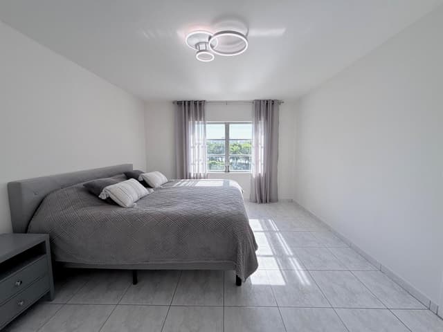 200 DIPLOMAT Parkway # 520, Hallandale Beach FL 33009 - Hallandale Beach, FL - Photo 5