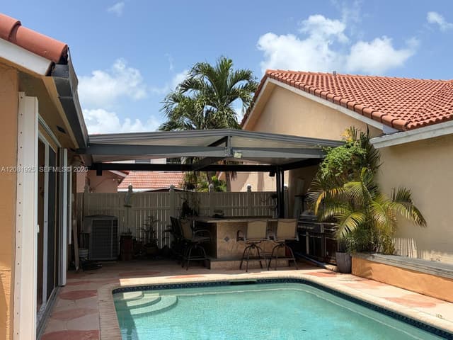 18901 NW 55th Ave, Miami Gardens FL 33055 - Miami Gardens, FL - Photo 2