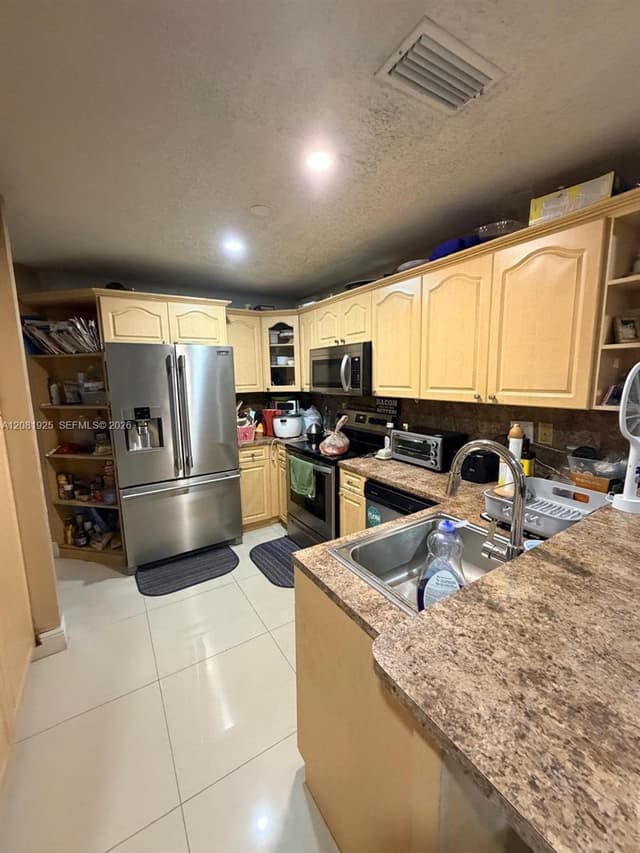 18901 NW 55th Ave, Miami Gardens FL 33055 - Miami Gardens, FL - Photo 3