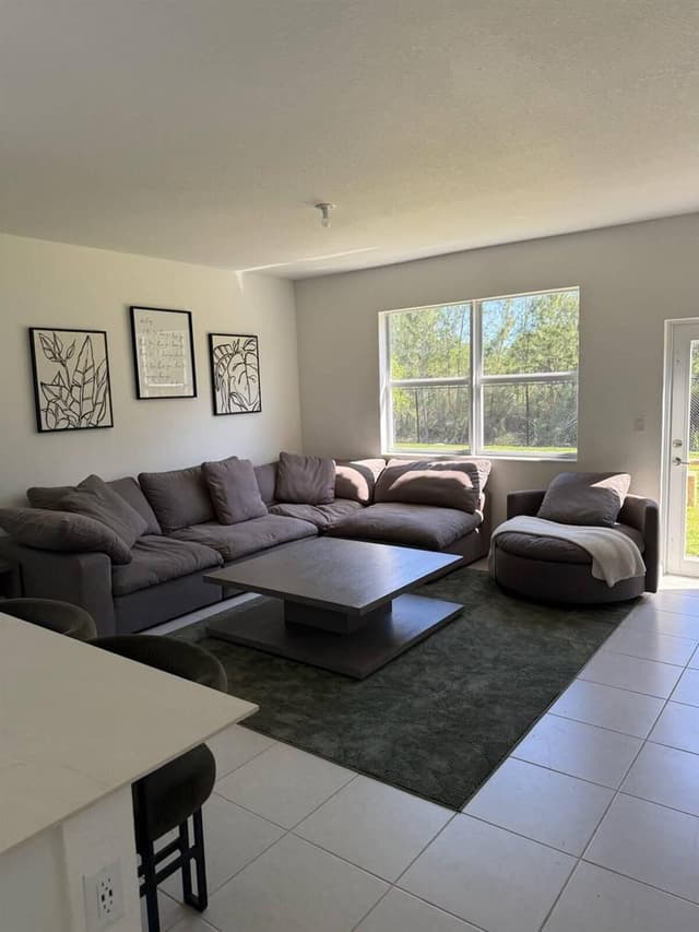 2402 SE 30th Street, Homestead FL 33033 - Homestead, FL - Photo 2