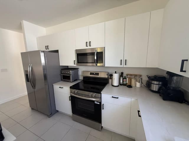 2402 SE 30th Street, Homestead FL 33033 - Homestead, FL - Photo 3