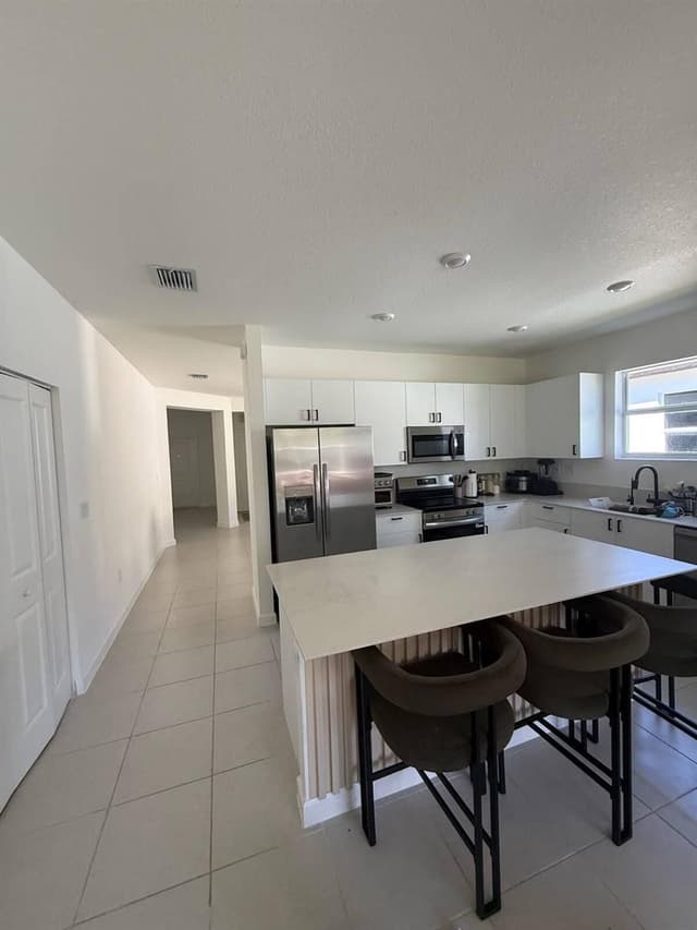 2402 SE 30th Street, Homestead FL 33033 - Homestead, FL - Photo 5