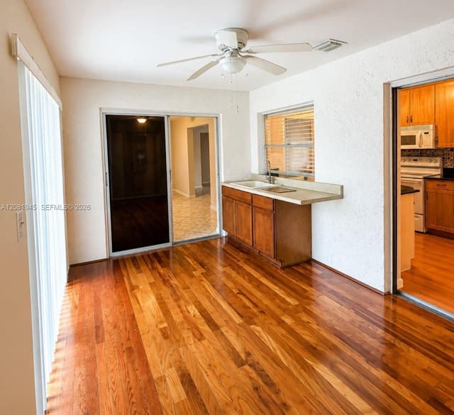 5156 Michael Dr, West Palm Beach FL 33417 - West Palm Beach, FL - Photo 5