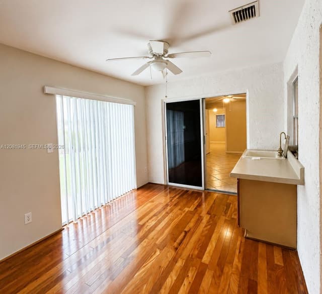 5156 Michael Dr, West Palm Beach FL 33417 - West Palm Beach, FL - Photo 4