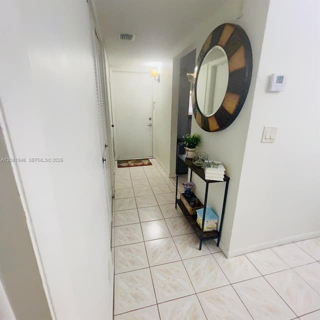 301 Cambridge Rd # 306, Hollywood FL 33024 - Hollywood, FL - Photo 6