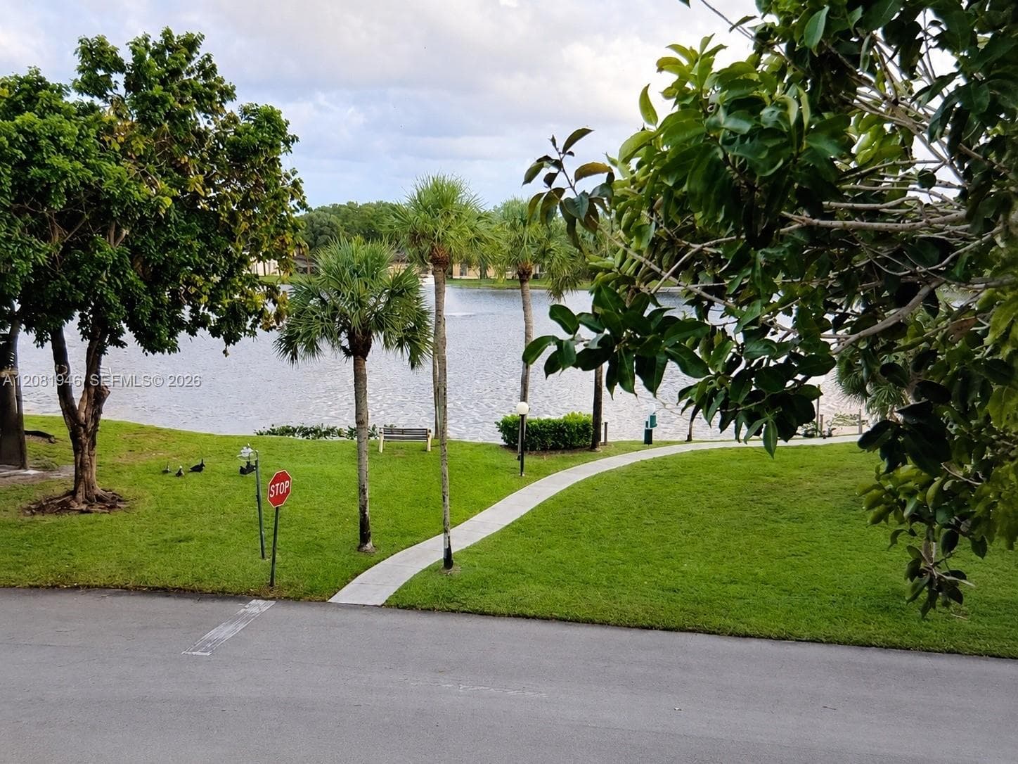 301 Cambridge Rd # 306, Hollywood FL 33024 - Hollywood, FL - Photo 1