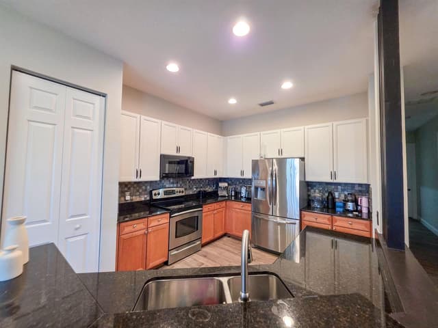 855 Marina Del Ray Lane # 1, West Palm Beach FL 33401 - West Palm Beach, FL - Photo 7