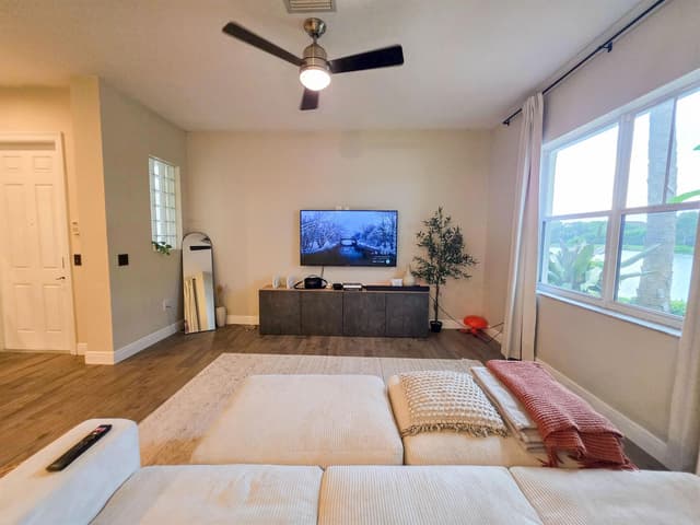 855 Marina Del Ray Lane # 1, West Palm Beach FL 33401 - West Palm Beach, FL - Photo 4