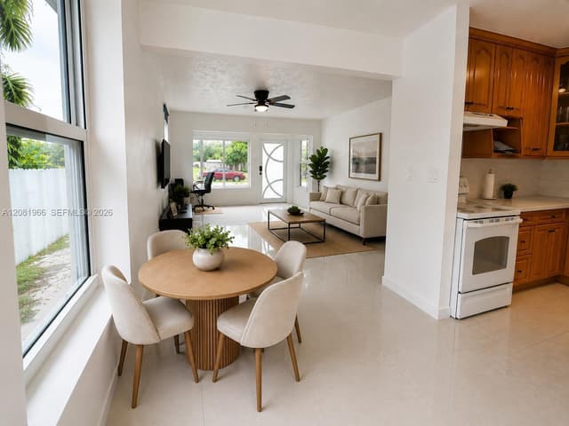 204 SW 7th Ave, Hallandale Beach FL 33009 - Hallandale Beach, FL - Photo 5