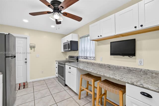 2825 NW 3rd St, Pompano Beach FL 33069 - Pompano Beach, FL - Photo 7