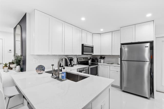 1621 NE 1ST Avenue, Pompano Beach FL 33060 - Pompano Beach, FL - Photo 5