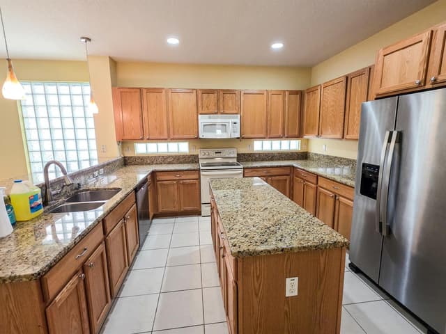 873 Gazetta Way, West Palm Beach FL 33413 - West Palm Beach, FL - Photo 5