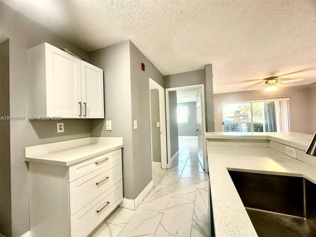 2620 S University Dr # 105, Davie FL 33328 - Davie, FL - Photo 3