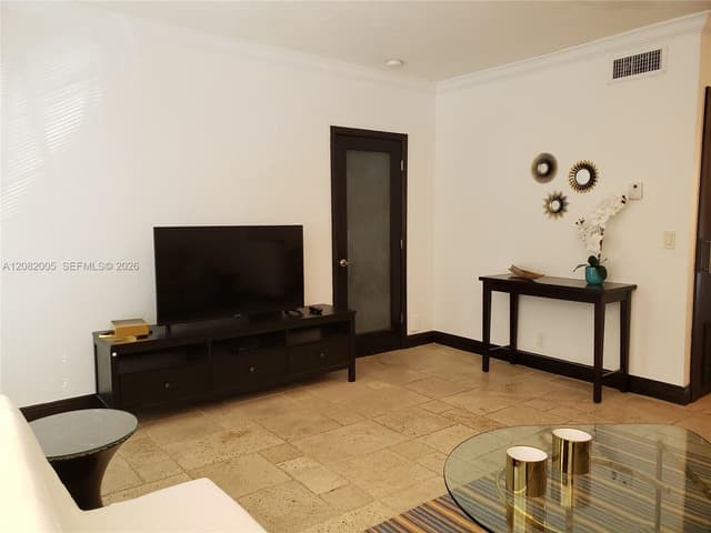1800 Meridian Ave # 7, Miami Beach FL 33139 - Miami Beach, FL - Photo 4