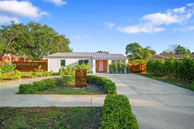 1360 NE 138th St, North Miami FL 33161 - North Miami, FL - Photo 4
