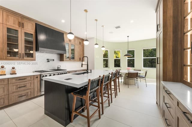 2181 N Bay Rd, Miami Beach FL 33140 - Miami Beach, FL - Photo 4