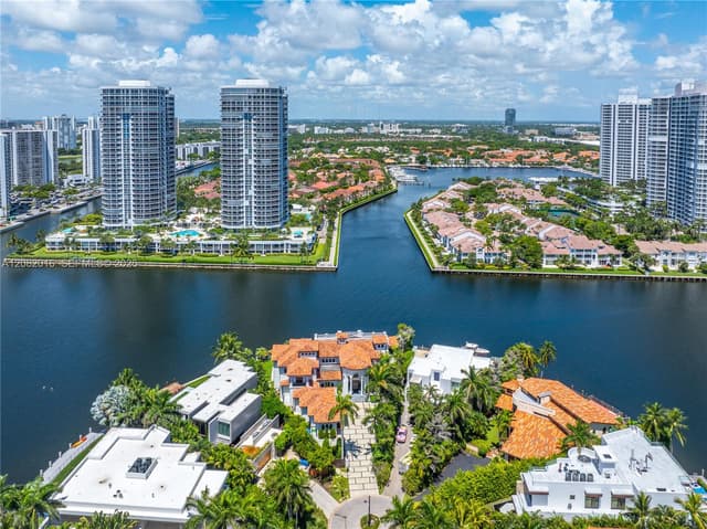 498 N Parkway Pkwy, Golden Beach FL 33160 - Golden Beach, FL - Photo 3