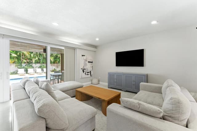 1051 NW 3rd Street, Boca Raton FL 33486 - Boca Raton, FL - Photo 4