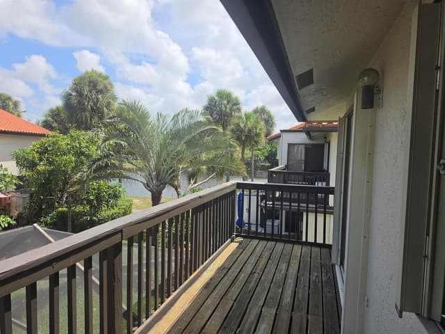 5726 FOX HOLLOW Drive # G, Boca Raton FL 33486 - Boca Raton, FL - Photo 6