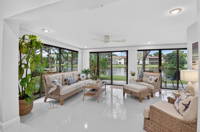 21695 N ARRIBA REAL # 24A, Boca Raton FL 33433 - Boca Raton, FL - Photo 2