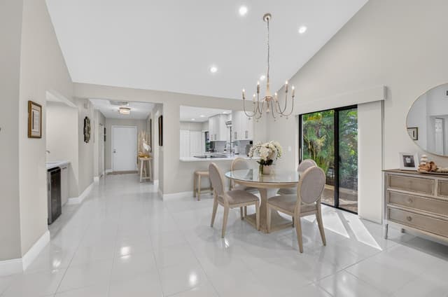 21695 N ARRIBA REAL # 24A, Boca Raton FL 33433 - Boca Raton, FL - Photo 5