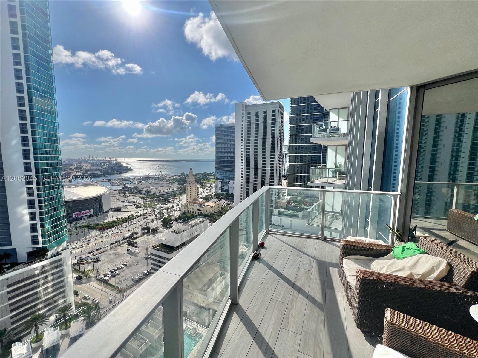 851 NE 1st Ave # 2605, Miami FL 33132 - Miami, FL - Photo 1